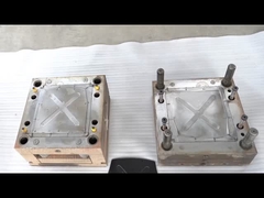 Pengolahan Alat Cetakan Plastik Injeksi Untuk Pembuatan Bagian Mobil Mainan Bak Mandi