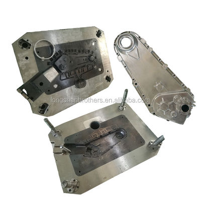 Bagian Otomotif Die Cast Mold Dengan P20 718 738 NAK80 S136 2738 2316 Bahan cetakan