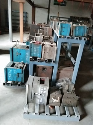 Tingkat tinggi kustomisasi Aluminium Die Casting Bagian Injeksi Molding untuk kendaraan cetakan produksi lini