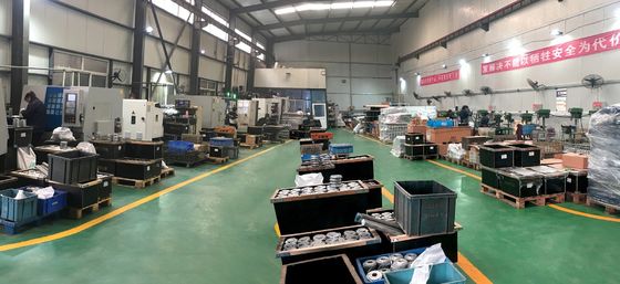 Custom Injection Plastic Parts Aluminium Die Casting Mold Yang Terbuat dari Polycarbonate Plastic Material