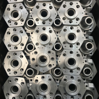 2738 Bahan cetakan Aluminium Die Casting Mold dengan 200000-1000000 tembakan untuk Custom Aluminium Die Casting Parts