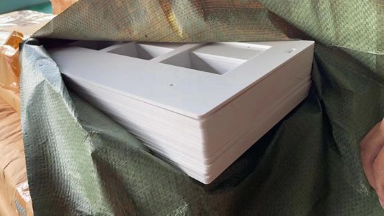 Layanan pemotongan untuk pengolahan pelat/lempeng plastik ABS/akrilik/PP/PET/HDPE untuk memenuhi kebutuhan pelanggan